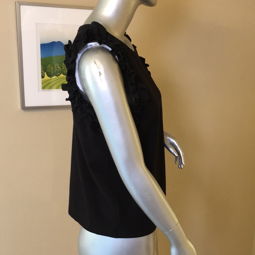 WHBM | Ruffle Trim Tank Color: black 🖤 - Picture 7 of 10